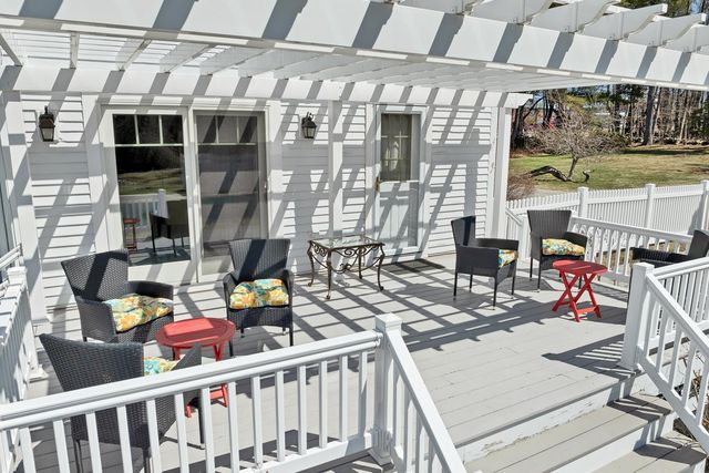375 S Main Street, Wolfeboro, NH 03894