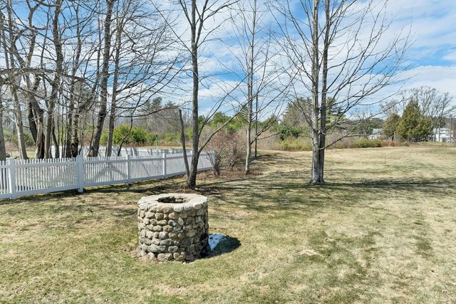 375 S Main Street, Wolfeboro, NH 03894