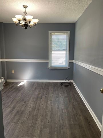 4 West St 2, Wrentham, MA 02093
