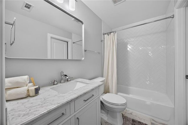 4492 Muhammad Drive, Atlanta, GA 30349