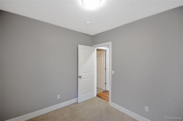 2253 Gladstone Street, Detroit, MI 48206