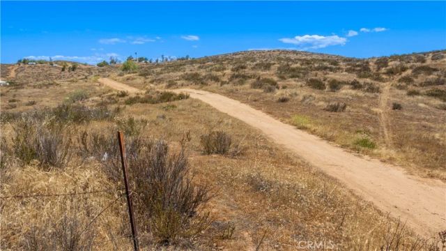 0 571-480-003, Hemet, CA 92544