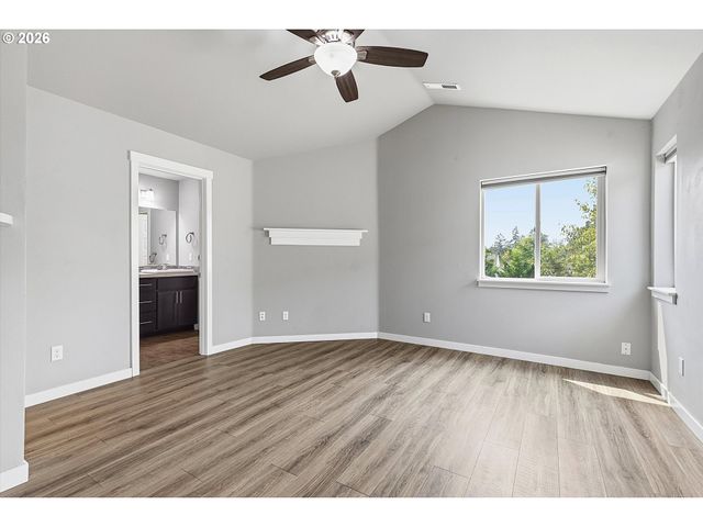 1508 E 1st, Newberg, OR 97132