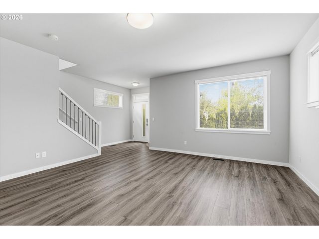 1508 E 1st, Newberg, OR 97132