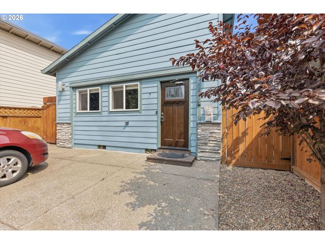 1508 E 1st, Newberg, OR 97132