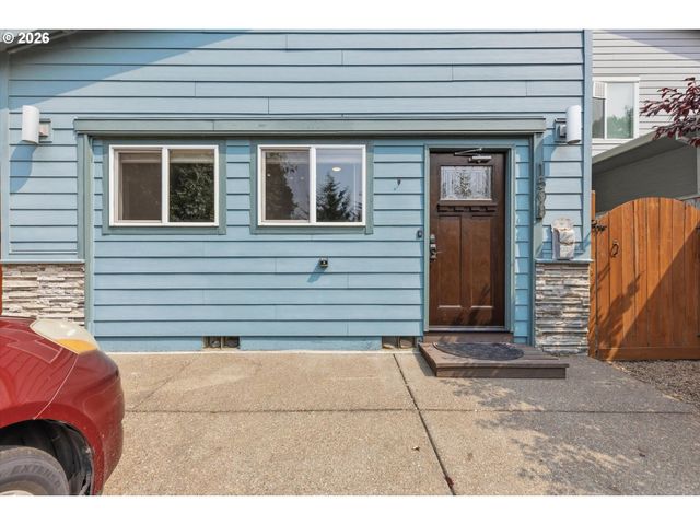 1508 E 1st, Newberg, OR 97132