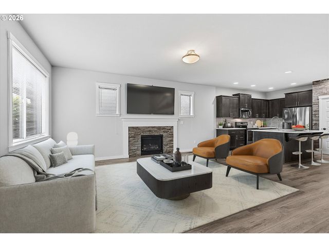 1508 E 1st, Newberg, OR 97132