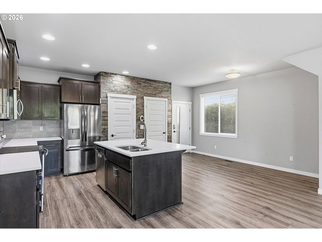 1508 E 1st, Newberg, OR 97132