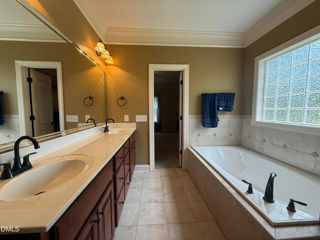 220 Langdon Pointe Drive, Garner, NC 27529