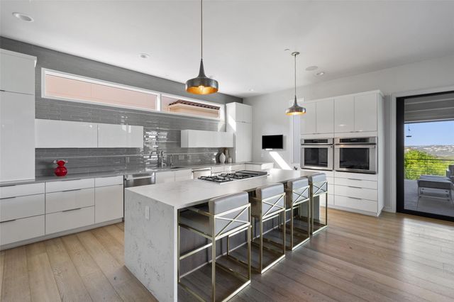 2551 Waymaker WAY, Austin, TX 78746