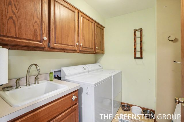 1641 S Shore Drive, Park Twp, MI 49423