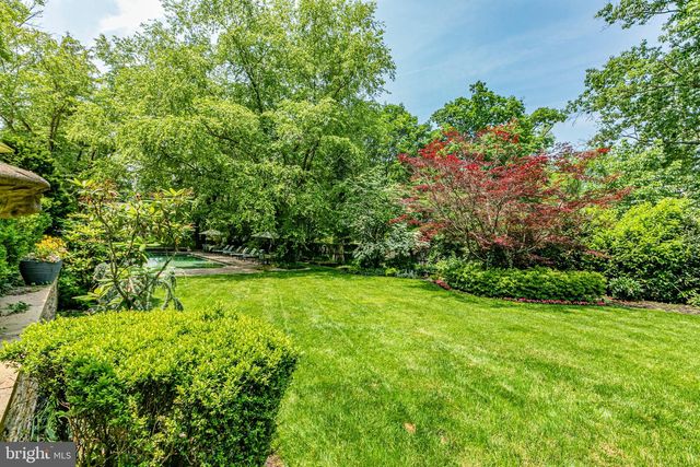 240 LIBRARY PL, Princeton, NJ 08540