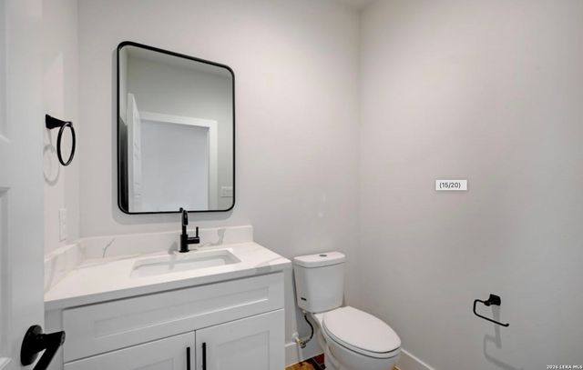 135 Pat Dolan, Blanco, TX 78606