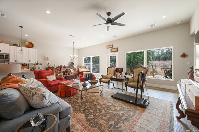 135 Pat Dolan, Blanco, TX 78606