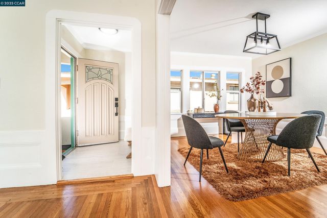 556 41St St, Richmond, CA 94805