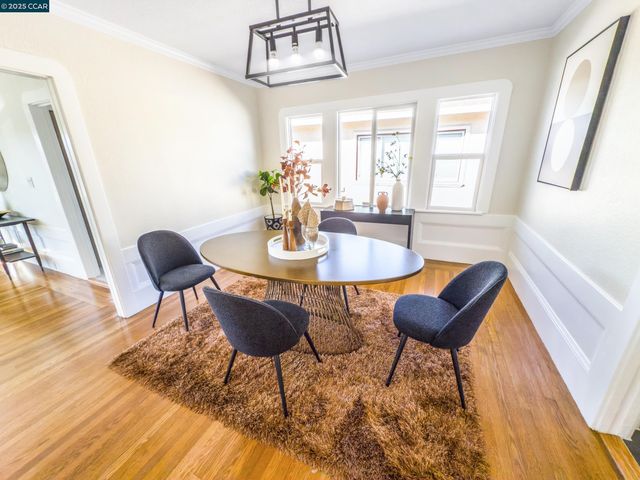 556 41St St, Richmond, CA 94805