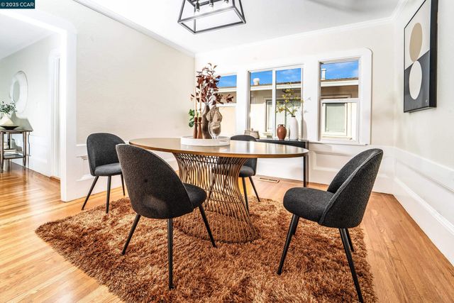 556 41St St, Richmond, CA 94805