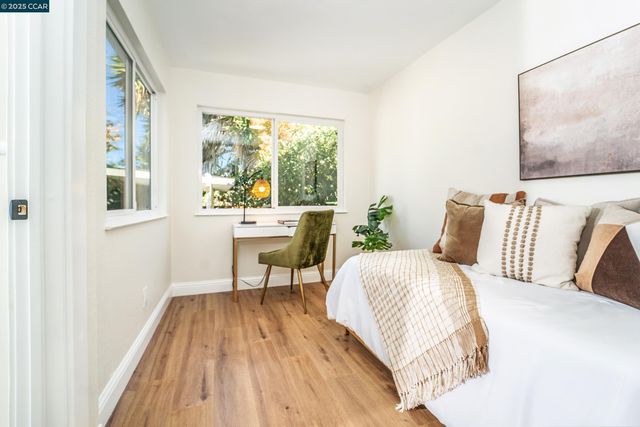 556 41St St, Richmond, CA 94805