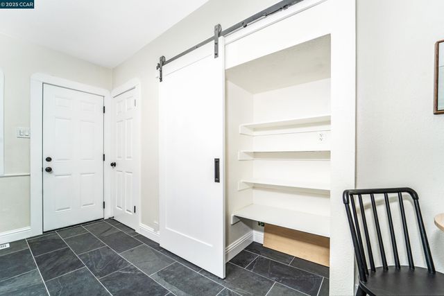 556 41St St, Richmond, CA 94805