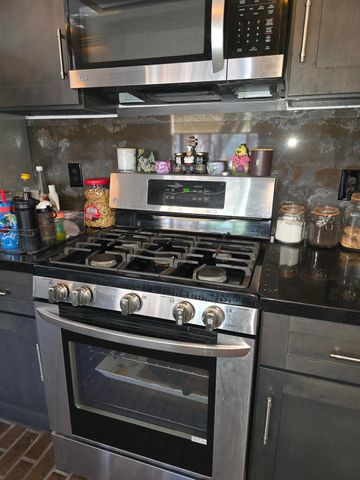 5868 Turtle Valley Dr, Stockton, CA 95207