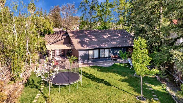 5868 Turtle Valley Dr, Stockton, CA 95207