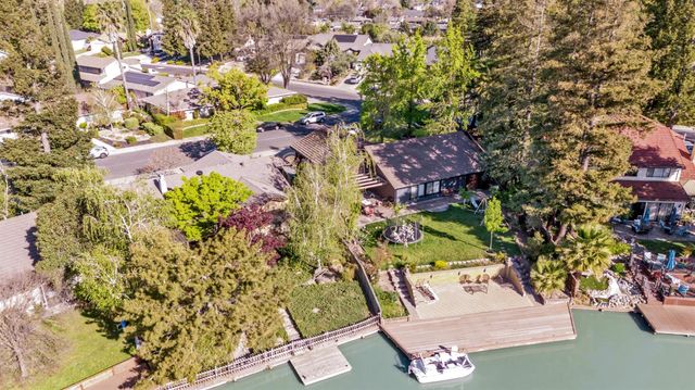 5868 Turtle Valley Dr, Stockton, CA 95207