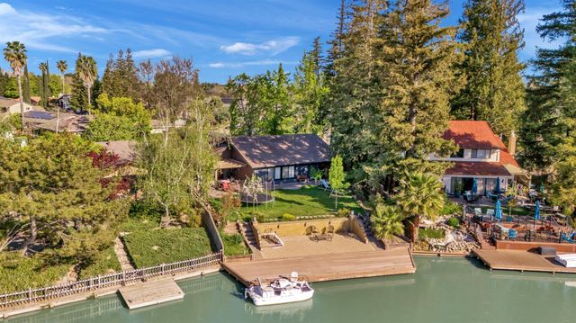 5868 Turtle Valley Dr, Stockton, CA 95207