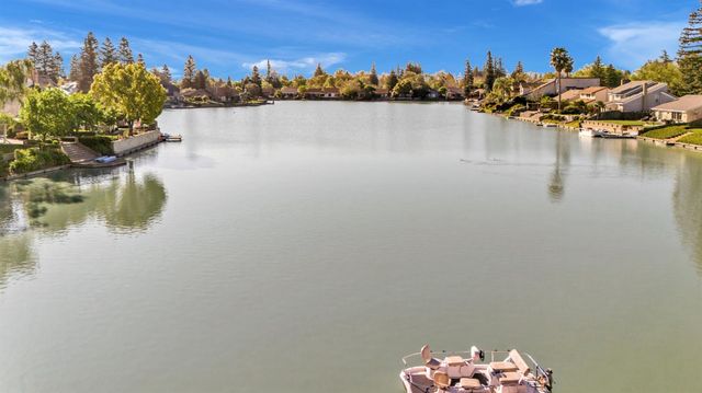 5868 Turtle Valley Dr, Stockton, CA 95207