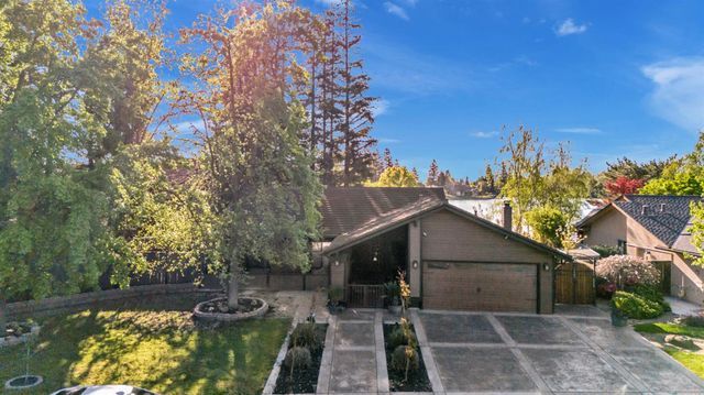 5868 Turtle Valley Dr, Stockton, CA 95207