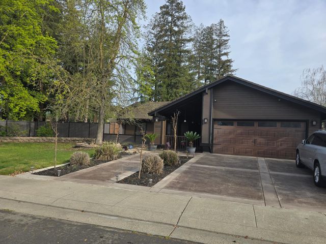 5868 Turtle Valley Dr, Stockton, CA 95207