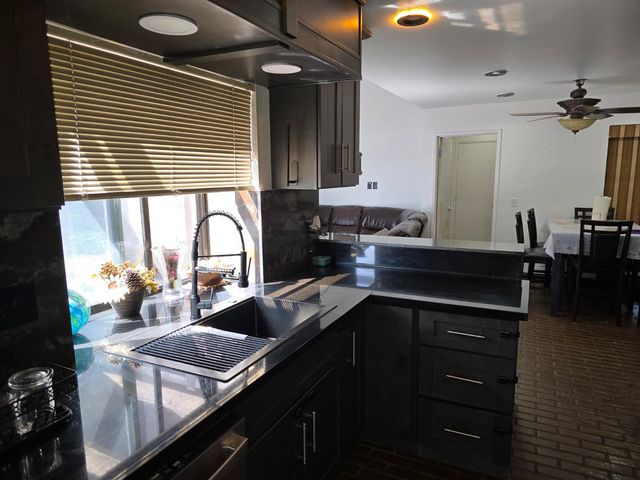 5868 Turtle Valley Dr, Stockton, CA 95207