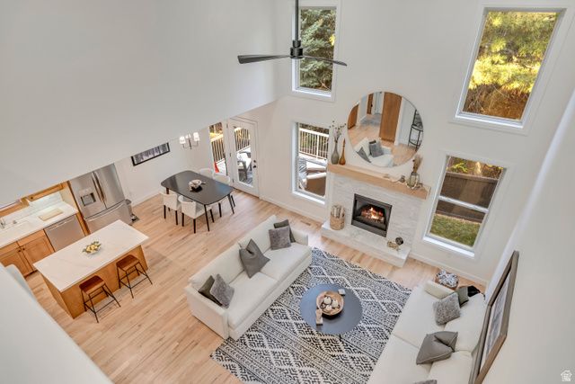 3261 E LANTERN HILL CT, Cottonwood Heights, UT 84093