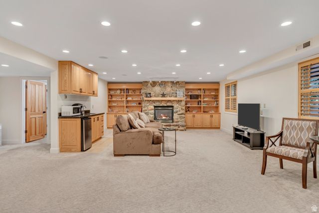 3261 E LANTERN HILL CT, Cottonwood Heights, UT 84093
