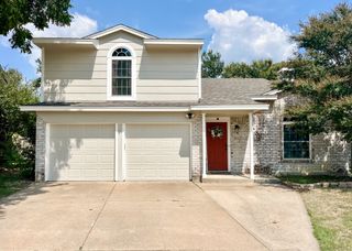 731 Nightingale Circle, Mansfield, TX 76063