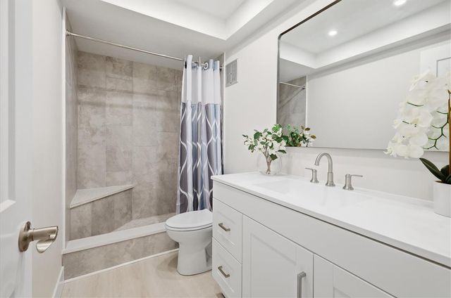 3 DOVER DRIVE, Englewood, FL 34223