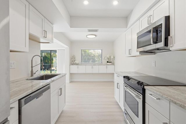 3 DOVER DRIVE, Englewood, FL 34223