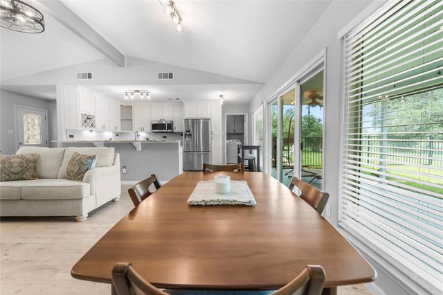 210 Teeoff B, Horseshoe Bay, TX 78657