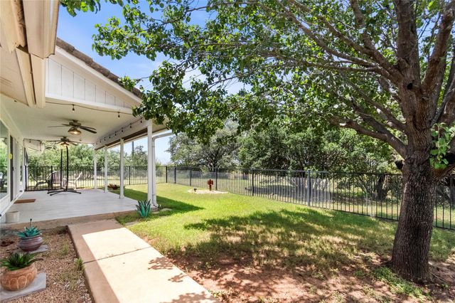 210 Teeoff B, Horseshoe Bay, TX 78657