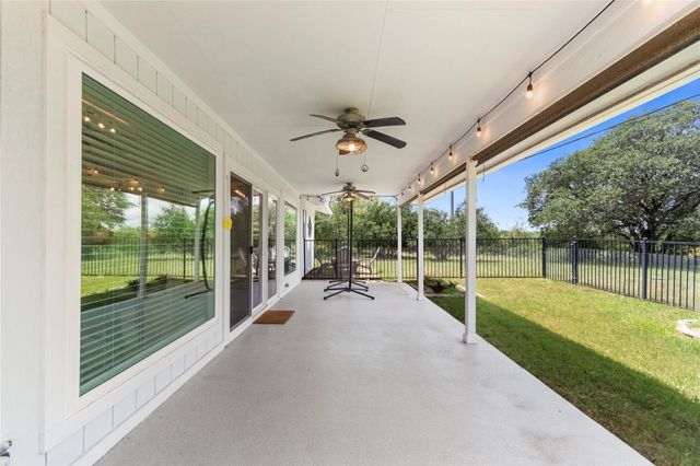 210 Teeoff B, Horseshoe Bay, TX 78657