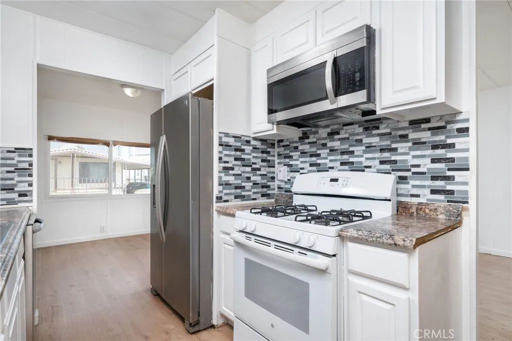 Image 13 of property listing at 1661 Puente 15, Baldwin Park, CA 91706