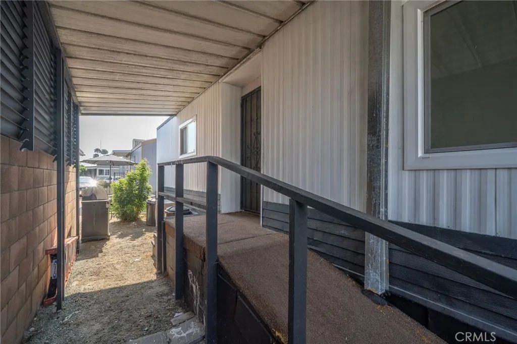 Image 5 of property listing at 1661 Puente 15, Baldwin Park, CA 91706
