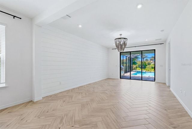 8212 SHOOTING STAR RD, Sarasota, FL 34241