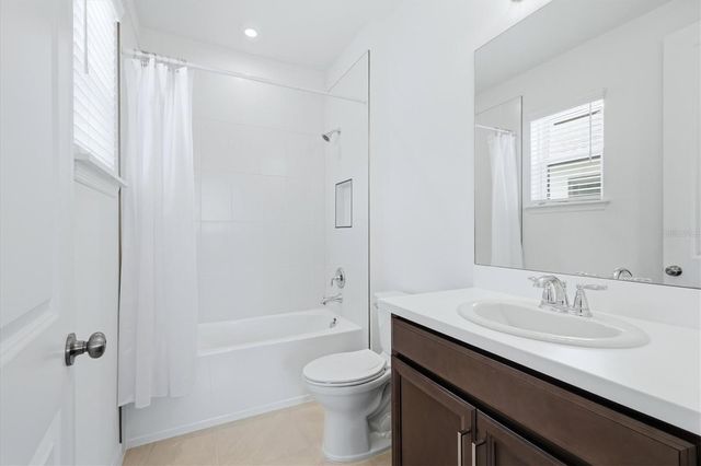 8212 SHOOTING STAR RD, Sarasota, FL 34241