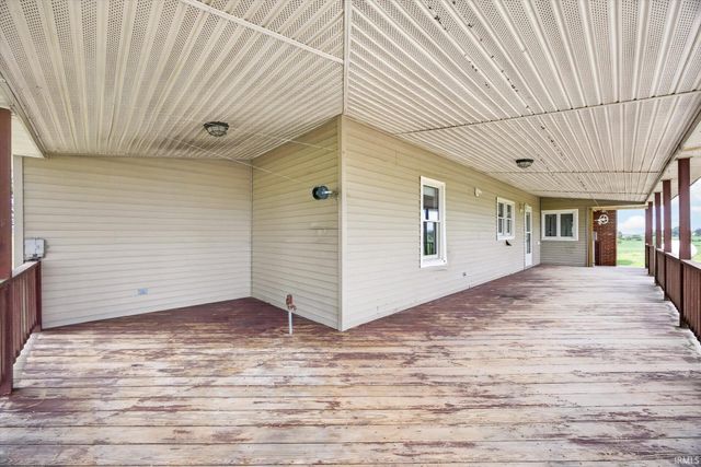 3192 W 100 S Road, Bloomfield, IN 47424
