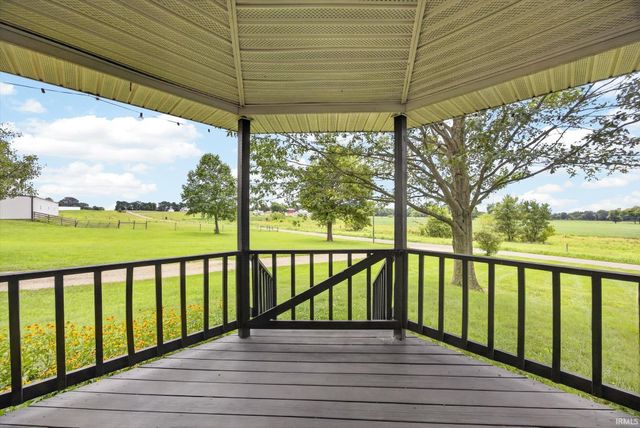 3192 W 100 S Road, Bloomfield, IN 47424