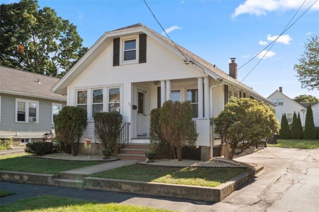 25 Hollywood Avenue, Warwick, RI 02888