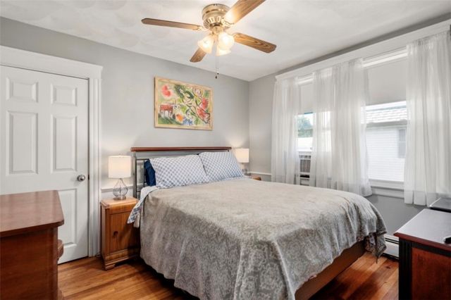 25 Hollywood Avenue, Warwick, RI 02888