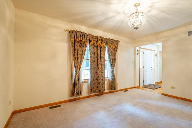 3002 Prentiss Drive, Valparaiso, IN 46385