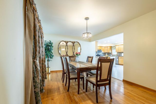 3002 Prentiss Drive, Valparaiso, IN 46385