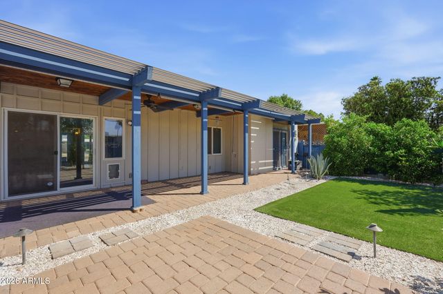 6217 E AVALON Drive, Scottsdale, AZ 85251